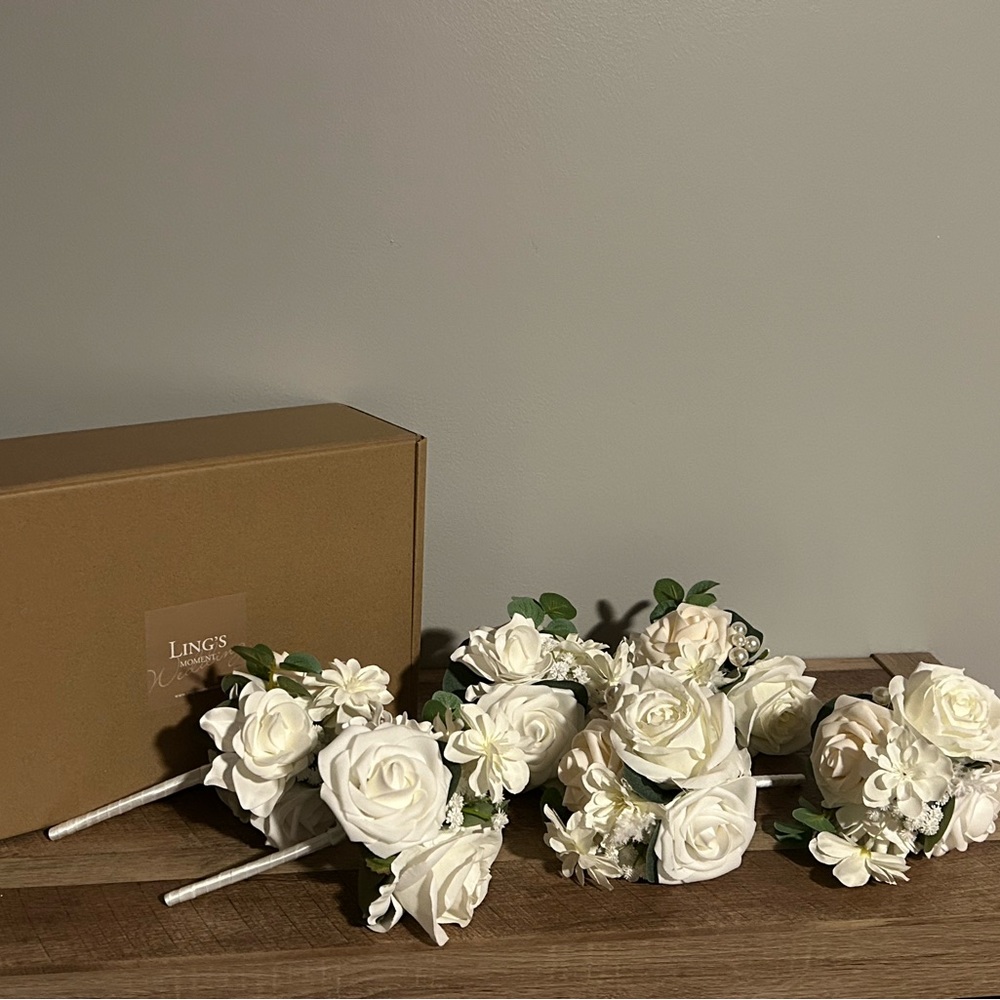 Set of 6 White and Sage Mini Bouquets